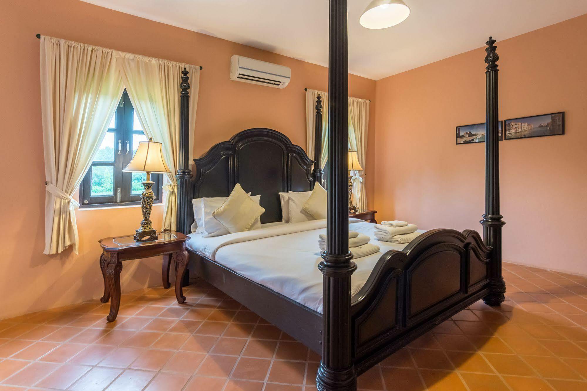 Villa Malinee Khao Yai Ban Tha Chang Extérieur photo